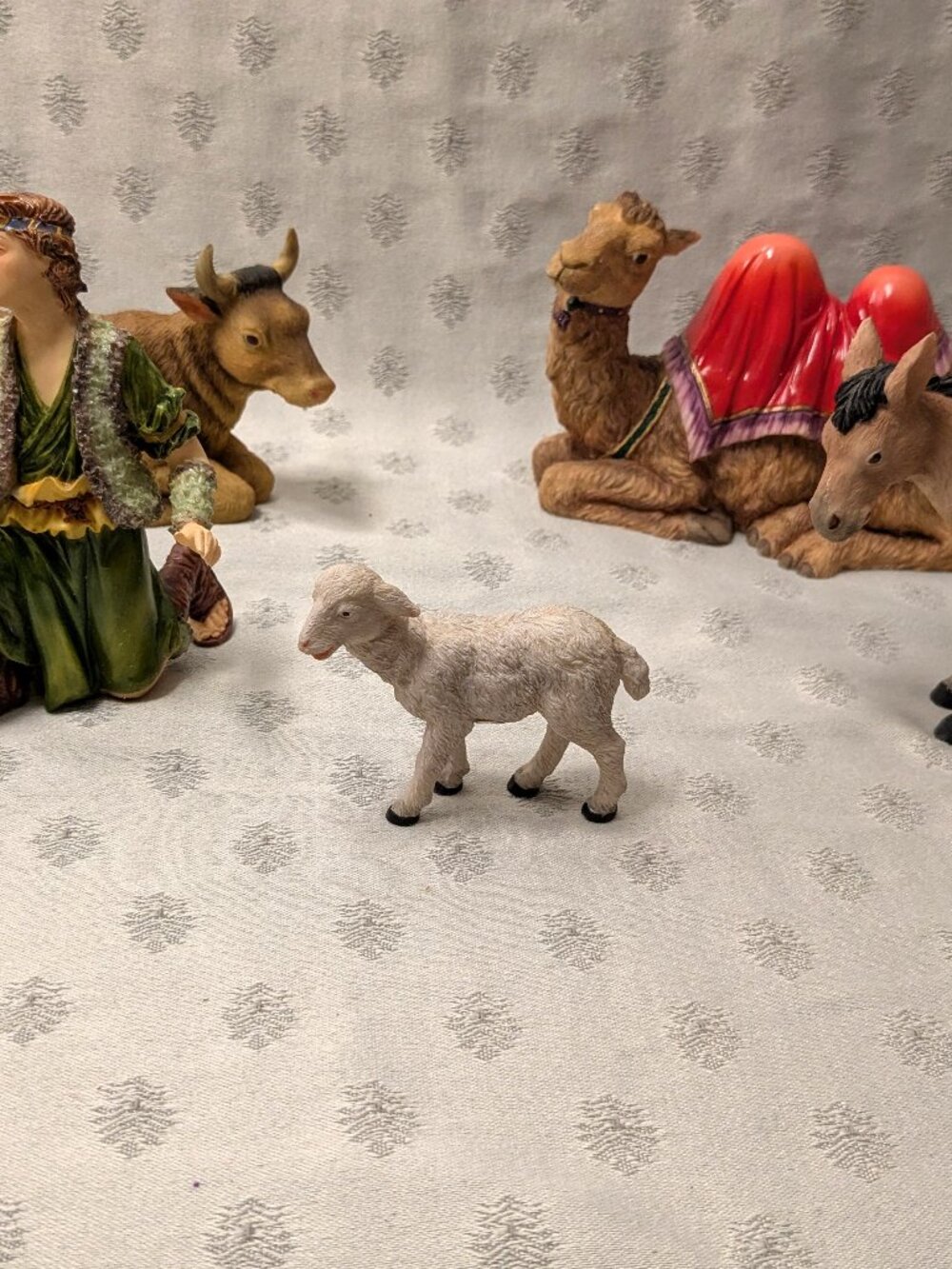 NIP! 1977 Enesco Shepherd with Animals Nativity Figurines Set of 5